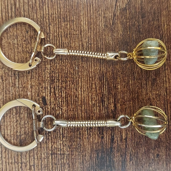 Vintage Keychains - Picture 4 of 4